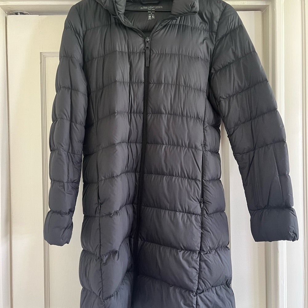Uniqlo Women's Ultra Light Down Puffer Jacket - Black
